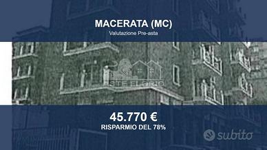 Immobile in asta di 126 m² a Macerata