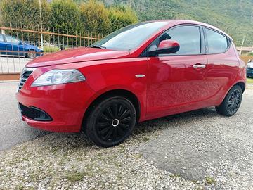 Lancia Ypsilon 1.2 69 CV 5 porte GPL Ecochic Silve