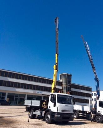 IVECO 160 CON GRU e RIBALTABILE NUOVO