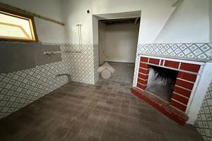 CASA DI CORTE A MONTESARCHIO