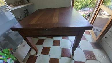 Tavolo quadrato legno allungabile