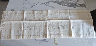 Striscia natalizia in puro lino