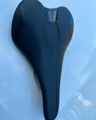 Sella slr