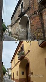 Casa indipendente di 800 m² con più di 5 locali e 