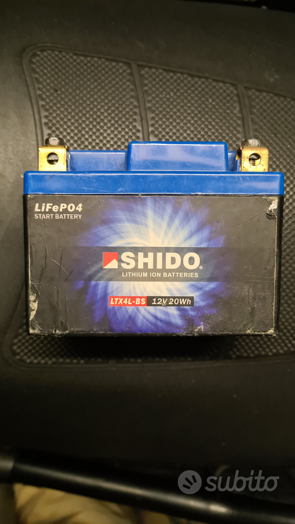 Batteria per motorino a litio Accessori Moto In vendita a Milano