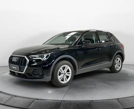 AUDI Q3 40 TFSI Quattro Business