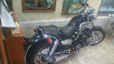 Yamaha v.max 1200 asi