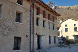 Rustico al grezzo in Val di Prada - una casa tra