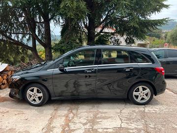 Mercedes Benz classe B 180