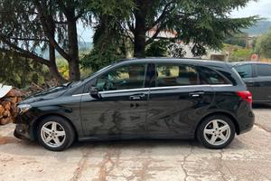 Mercedes Benz classe B 180