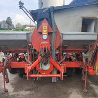 Seminatrice mais KUHN
