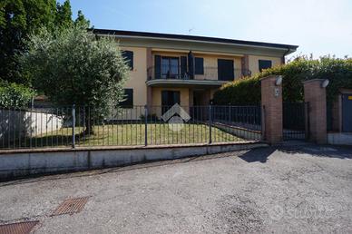 3 LOCALI A CASTELVETRO DI MODENA