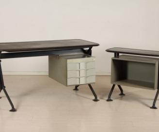 Scrivania e dattilo Arco di OLIVETTI - Studio BBPR