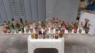 mini bottiglie di liquori 
