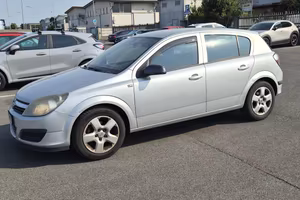 OPEL ASTRA 1.4 BENZ NEOPATENTATI