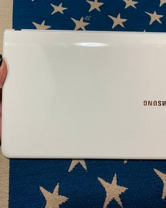 Computer netbook