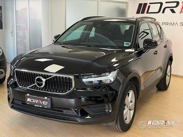 Volvo XC40 T2 automatico Core