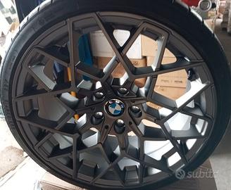 Cerchi in lega 19" BMW serie 3 con pneumatici
