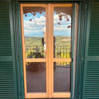 Persiane in ferro e finestre in legno USATE