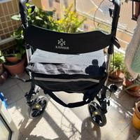 Deambulatore leggero pieghevole nuovo