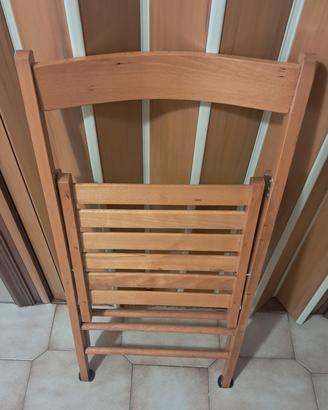 Tavolino con sedia in legno 