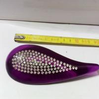 Spilla in celluloide e strass anni 50 