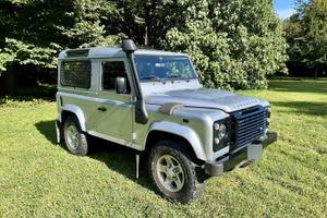 Land rover defender td4 zermatt silver