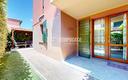maisonette-su-due-livelli-con-giardino-e-garage-a