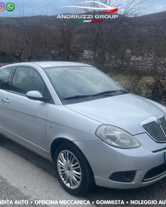 Lancia Ypsilon 1.2 Platino