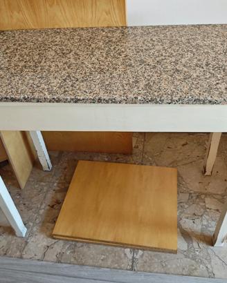 Tavolo da lavoro con ripiano in marmo