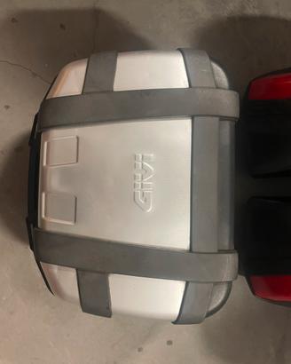 Bauletto posteriore Givi 52 litri