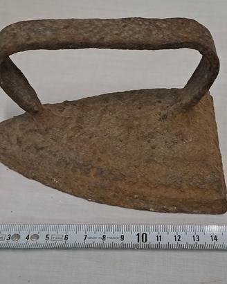 ferro da stiro antico