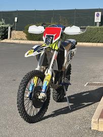 Husqvarna FE 250