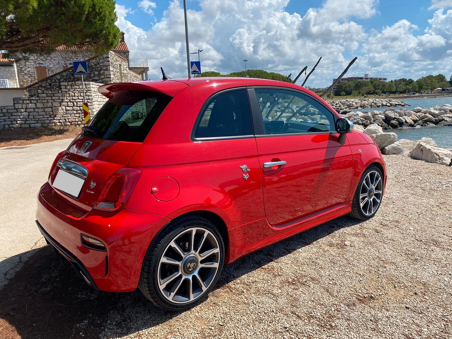 Abarth 595 2016 photo 3