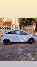 Opel Corsa E Coupé B-Color