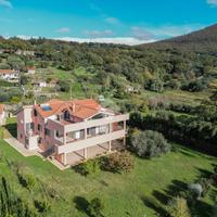 VILLA SINGOLA A BRACCIANO