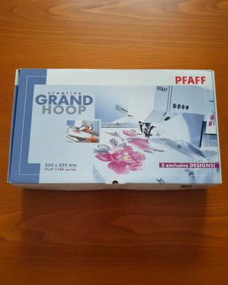 Pfaff Creative Grand Hoop 2100 serie 3 disegni esc