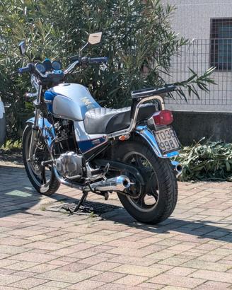 Suzuki GR 650 1983 