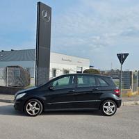 Mercedes B200 CDI crome gomme nuove 