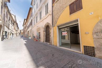 Locale commerciale - Rieti