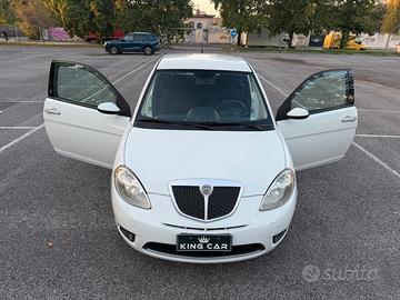 Lancia Ypsilon 1.2 Versus