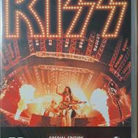 Kiss - Konfidential & X-Treme Close Up