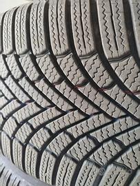 Gomme invernali 225 40 R18 92V  XL Bridgestone