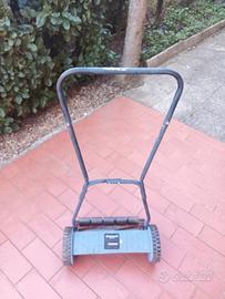 Taglia erba manuale