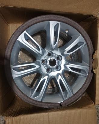 Cerchi range rover evoque