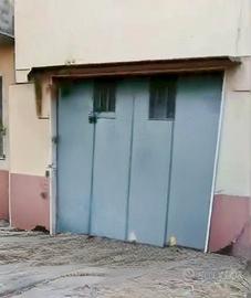 Locale deposito garage box