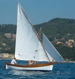 Gozzo a vela latina