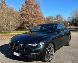 Maserati Levante 330 CV MHEV AWD GT