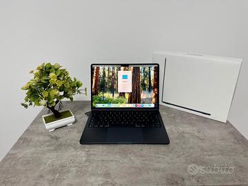 MacBook Air 2022 M2 Garanzia 12 Mesi Apple