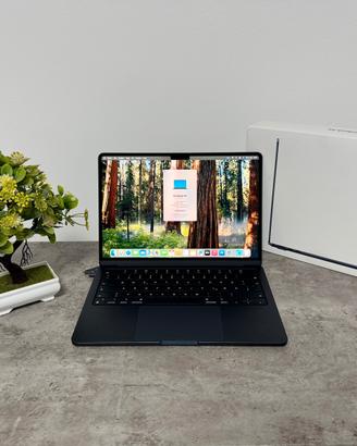 MacBook Air 2022 M2 Garanzia 12 Mesi Apple